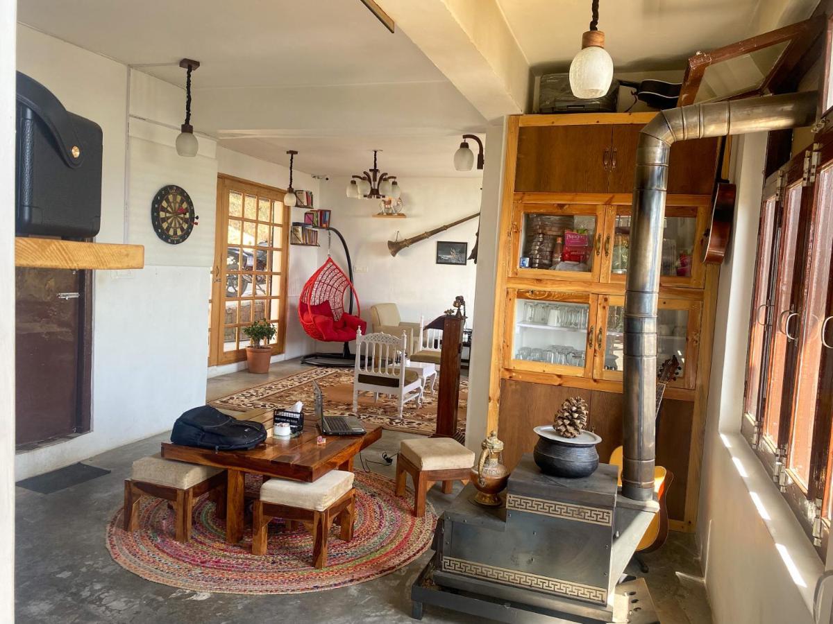 Redeem Cafe & Homestay McLeod Ganj Esterno foto